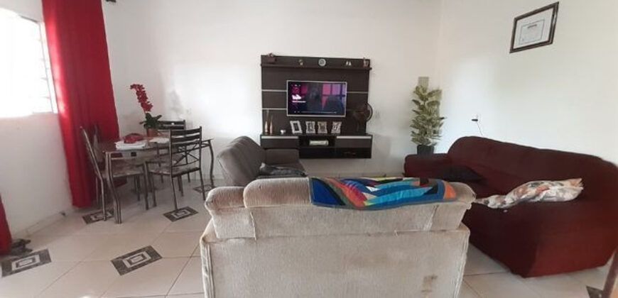 Casa 3 Qtos, Lote 570 metros, com poço artesiano