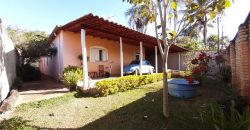 Casa com 4 Qtos, Suíte, Toda na Laje, Lote com 800 metros, Bairro Vila Nova