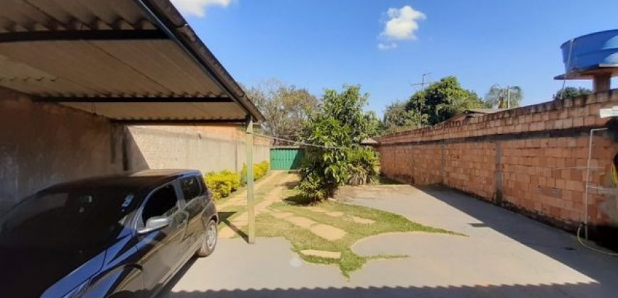 Casa 1 Quarto, Itaipu 80, lote 300 metros