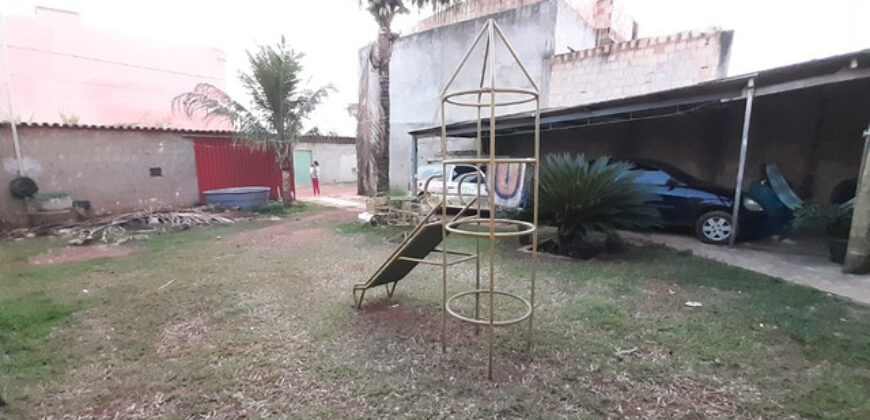 Casa 1 Quarto, Bairro São Gabriel, Lote 200 Metros