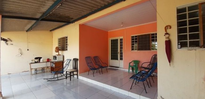 Casa 1 Quarto, Itaipu 80, lote 300 metros