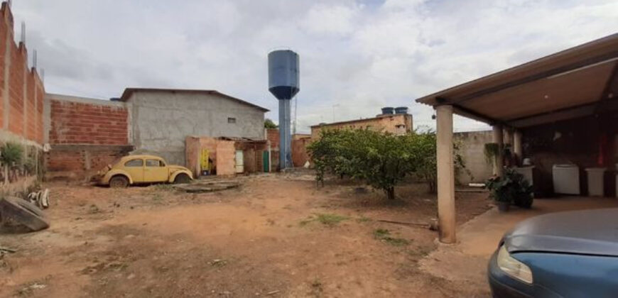 Casa 3 Qtos, Lote 570 metros, com poço artesiano