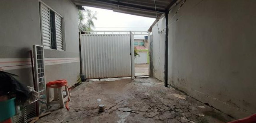 Casa de Esquina, Residencial Oeste – Aceito Troca por Lote em Condomínio