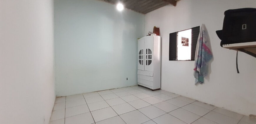 Casa bem localizada no Centro de São Sebastião