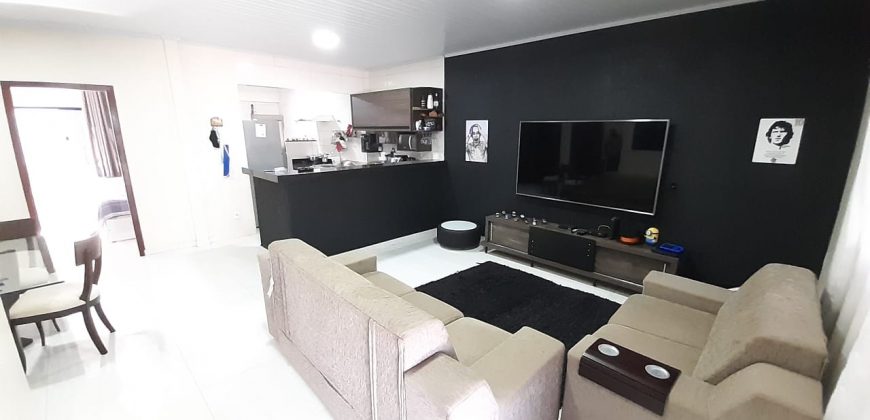 Maravilhosa casa, Nova, Moderna, com Fino acabamento, 03 qtos, Suíte, Closet