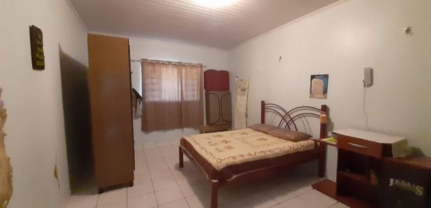 Casa 1 Quarto, Itaipu 80, lote 300 metros