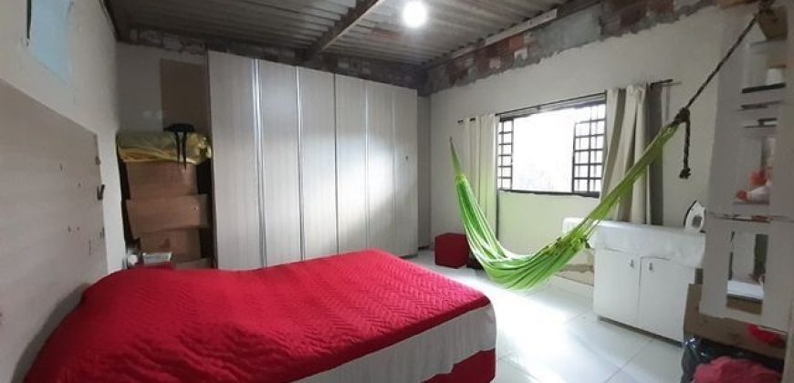 Casa 3 Qtos, Região do Tororo com lote de 1290, Troca por casa em São Sebastião-DF.