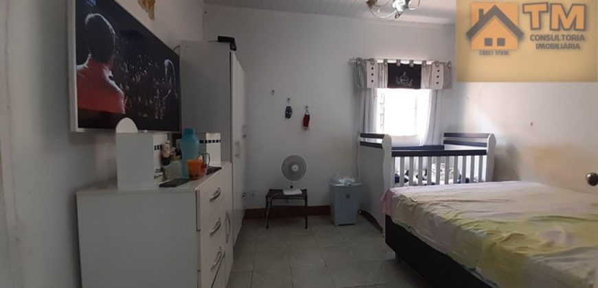 Casa com 3 Suites, Qd. 12 Bairro São José