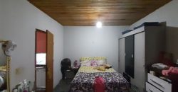 2 Casas no mesmo lote, com Piscina, Churrasqueira, Aceito Troca