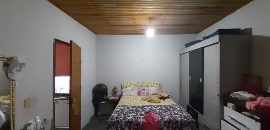 2 Casas no mesmo lote, com Piscina, Churrasqueira, Aceito Troca