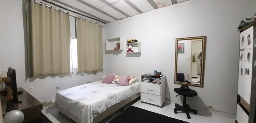 Casa 3 Quartos, Suíte, Toda na Laje, Bairro Vila Nova