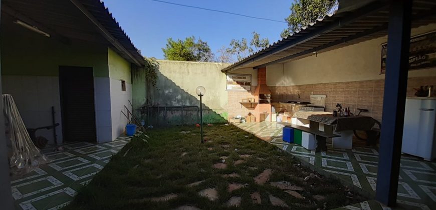 Casa 3 Qtos, Lote com 400 metros, Para quem Gosta de Espaço! Bairro São Gabriel