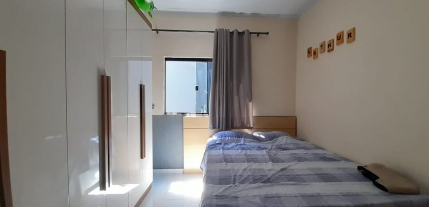 Maravilhosa casa, Nova, Moderna, com Fino acabamento, 03 qtos, Suíte, Closet