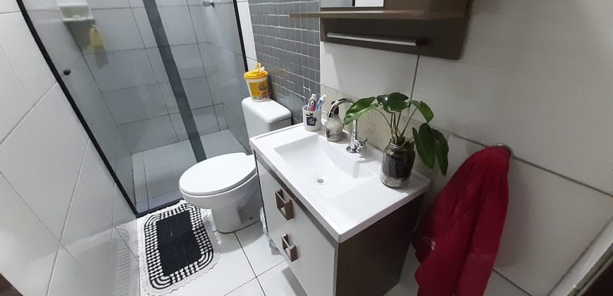 Maravilhosa casa, Nova, Moderna, com Fino acabamento, 03 qtos, Suíte, Closet