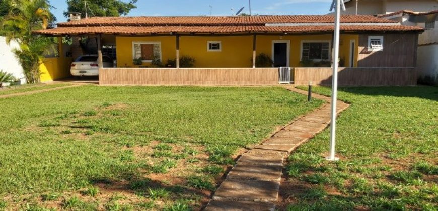 Casa com lote de 600 metros, Condomínio Parque dos Mirantes