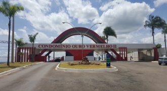 Lote cm 800 m, Esquina, Escriturado, Bem Localizado, Condomínio Ouro Vermelho II