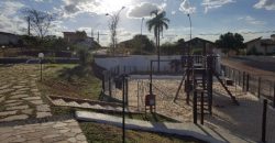 Lote cm 800 m, Esquina, Escriturado, Bem Localizado, Condomínio Ouro Vermelho II