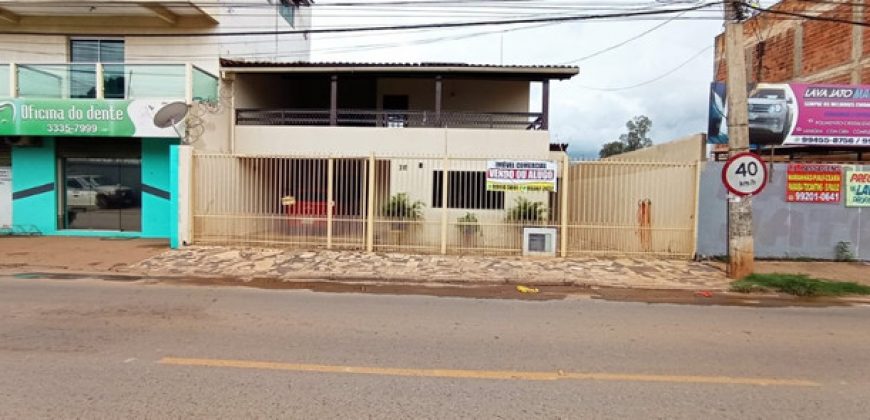 Sobrado Comercial, na Avenida principal de São Sebastião – Rua da Coqueiro