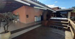 Excelente casa em Condomínio Jardim da Serra, Lote 1500 metros