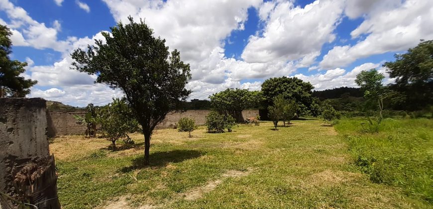 Maravilhosa Chácara em Samambaia com 3 hectares – aceita Imóvel de menor valor