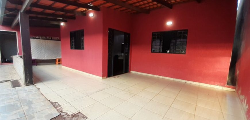 Maravilhosa Casa com 3 Quartos, Toda na Laje, Rua Comercial e Residencial, B, Centro