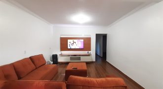 Maravilhosa Casa com 3 Quartos, Toda na Laje, Rua Comercial e Residencial, B, Centro