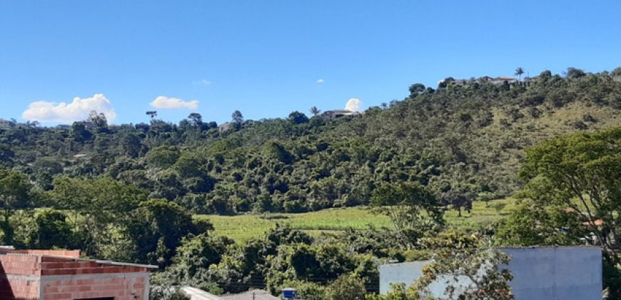 Excelente Sobrado para Investimento ou Moradia, Bairro Vila do Boa, em São Sebastião/DF.