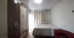 Excelente Casa com 3 quartos, Sendo 2 Suites, Mais uma Kit nos Fundos, Bairro Residencial Oeste, Bem Localizada, São Sebastião/DF.