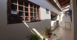 Excelente Casa com 3 quartos, Sendo 2 Suites, Mais uma Kit nos Fundos, Bairro Residencial Oeste, Bem Localizada, São Sebastião/DF.