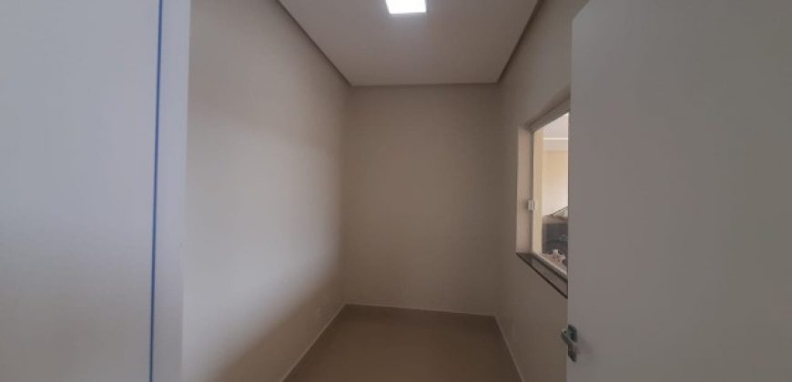 Excelente Casa Nova, Moderna, Bem Localizada, Condomínio Ouro Vermelho II Lt 1000 Metros