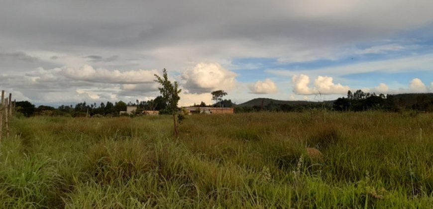 Lote com 2.000 m2, Capão Cumprido, Perto da Principal, Plano, Ac. Carro