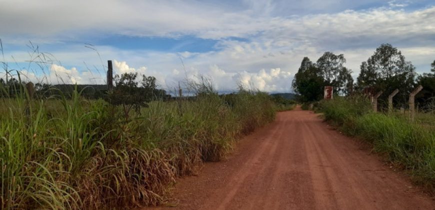 Lote com 2.000 m2, Capão Cumprido, Perto da Principal, Plano, Ac. Carro