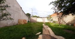 Casa com 2 Quartos, Suíte, Lote com 300 metros, Bairro São Gabriel – Aceito Troca