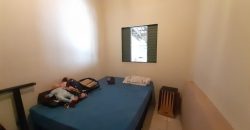 São 2 Casas no mesmo lote, de Esquina, com 290 metros, Bairro Vila Nova