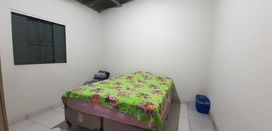 São 2 Casas no mesmo lote, de Esquina, com 290 metros, Bairro Vila Nova