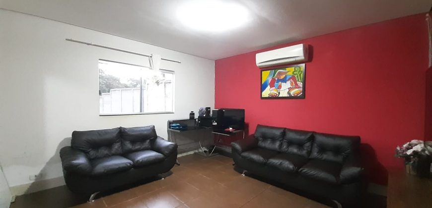 Casa com 3 Quartos, Condomínio Ouro Vermelho II