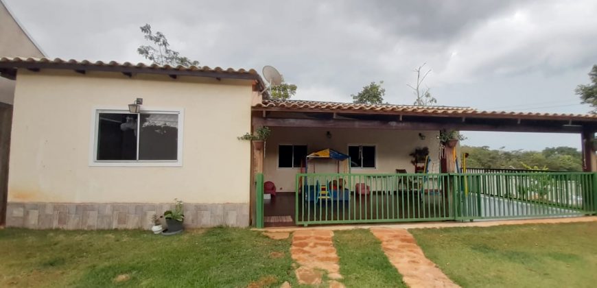 Casa com 3 Quartos, Condomínio Ouro Vermelho II