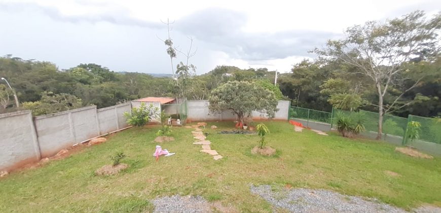 Casa com 3 Quartos, Condomínio Ouro Vermelho II