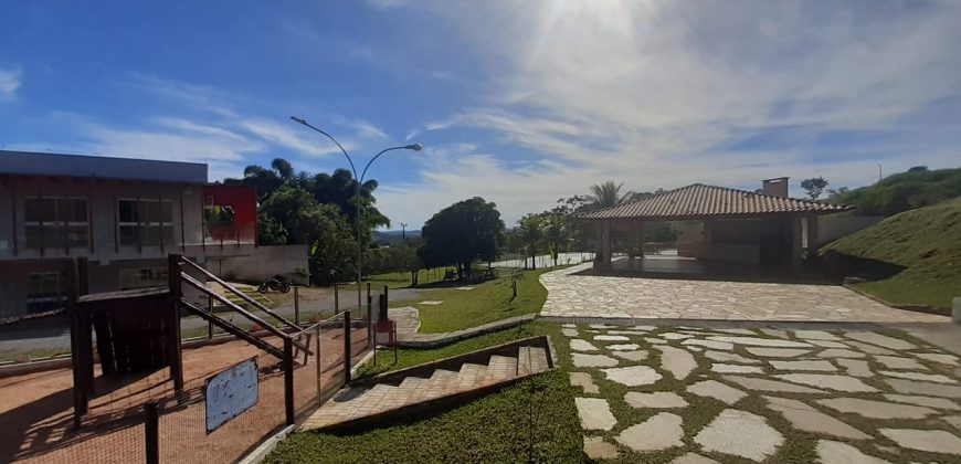 Casa com 3 Quartos, Condomínio Ouro Vermelho II