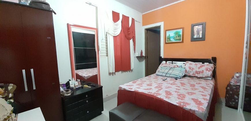 Excelente Casa com 3 Quartos, Suites, Qd. 205, Residencial Oeste, Escriturada