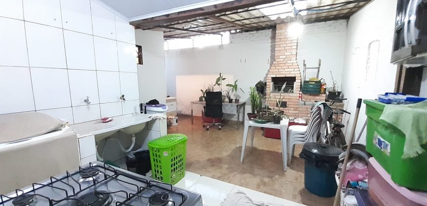 Excelente Casa com 3 Quartos, Suites, Qd. 205, Residencial Oeste, Escriturada