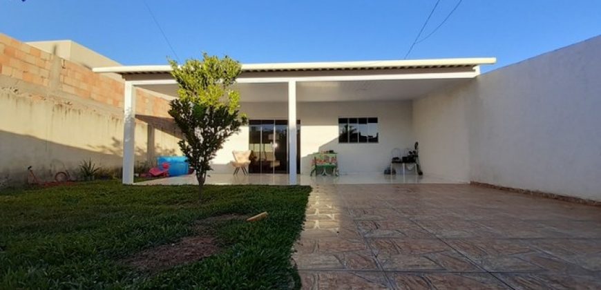 Maravilhosa Casa, com Fino Acabamento, Condomínio Villages do Sol