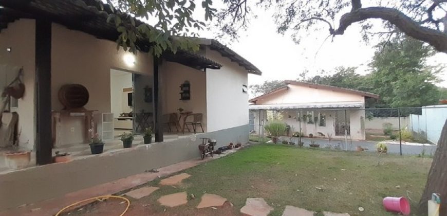 Excelente Imóvel, com 2 Casas no mesmo Lote, Todas na laje, Cond. Ouro Vermelho II