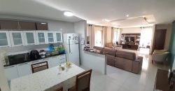 Maravilhosa Casa, Toda na Laje com 4 Qtos, Piscina, Churrasqueira, Condo. Ouro de Itaipu