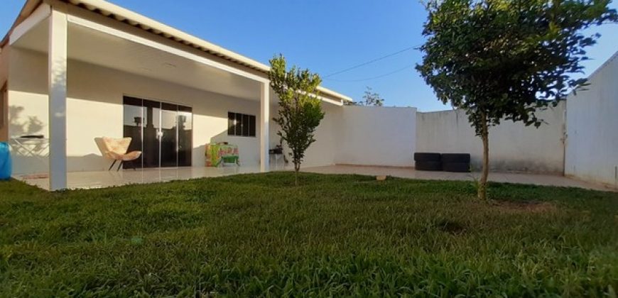 Maravilhosa Casa, com Fino Acabamento, Condomínio Villages do Sol