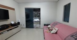 Excelente Imóvel, com 2 Casas no mesmo Lote, Todas na laje, Cond. Ouro Vermelho II