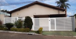 Maravilhosa Casa, Toda na Laje com 4 Qtos, Piscina, Churrasqueira, Condo. Ouro de Itaipu