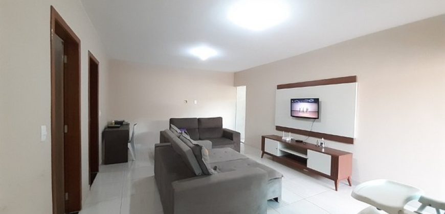 Excelente Casa com 3 Quartos, Toda na Laje, Morro da Cruz