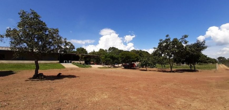 MARAVILHOSA CASA COM LOTE DE 2000 METROS, SETOR DE CHÁCARA DO BAIRRO CAPÃO CUMPRIDO, SÃO SEBASTIÃO/DF