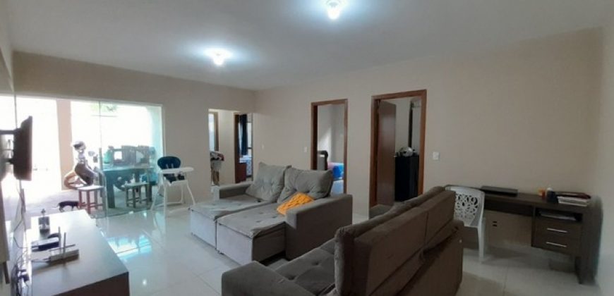 Excelente Casa com 3 Quartos, Toda na Laje, Morro da Cruz